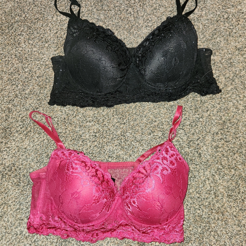 XOXO Black and Pink Lace Bras with Adjustable Straps